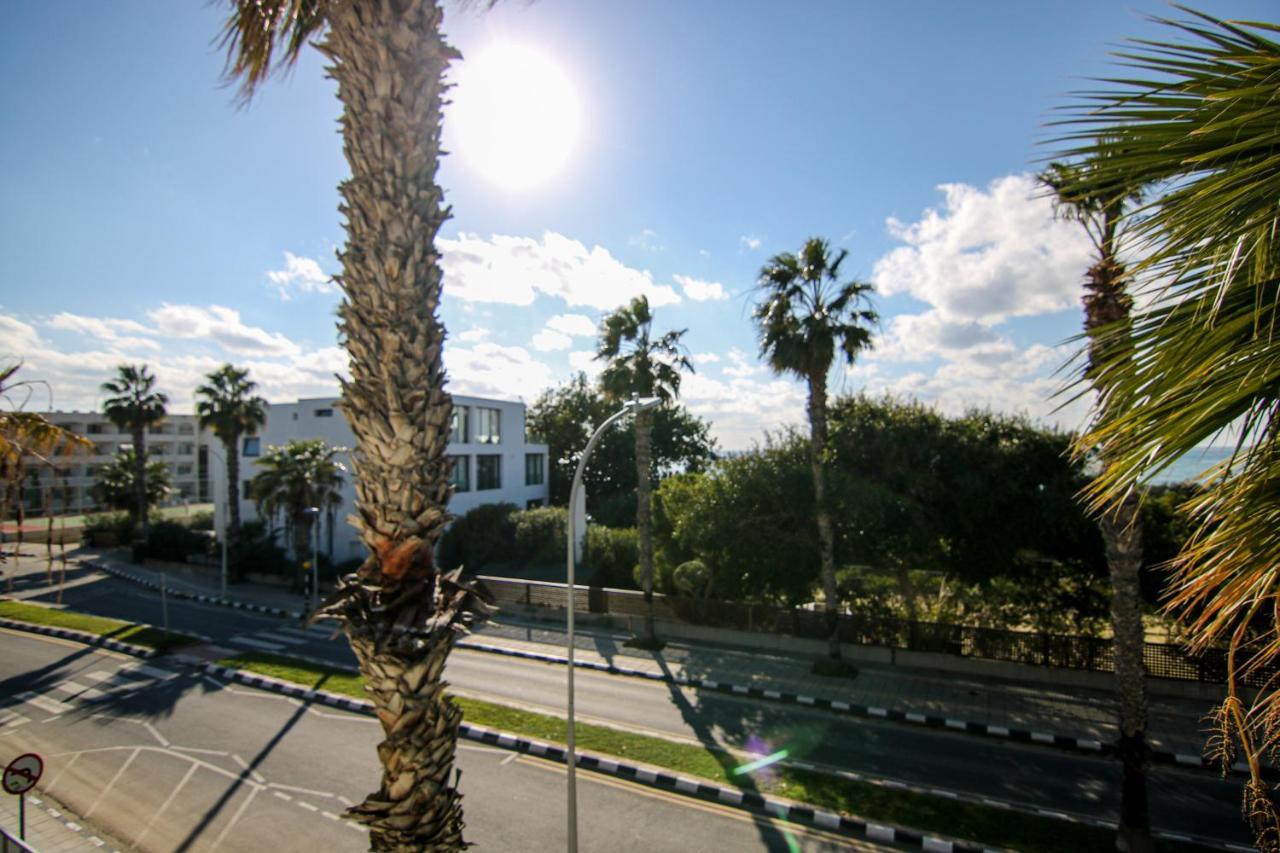 Phaedrus Living: Seaside Flat Constantinos 113 Apartment Paphos Exterior photo